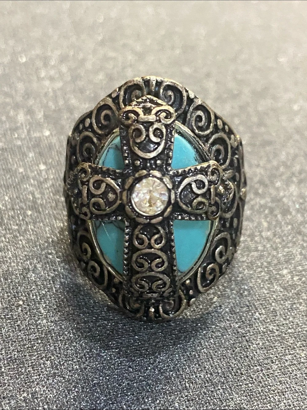 Vintage Stretch Cross Ring